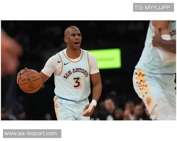 小里弗斯称赞保罗好胜精神强烈甚至有些凶狠的竞争态度 小里弗斯称赞保罗好胜精神强烈甚至有些凶狠的竞争态度