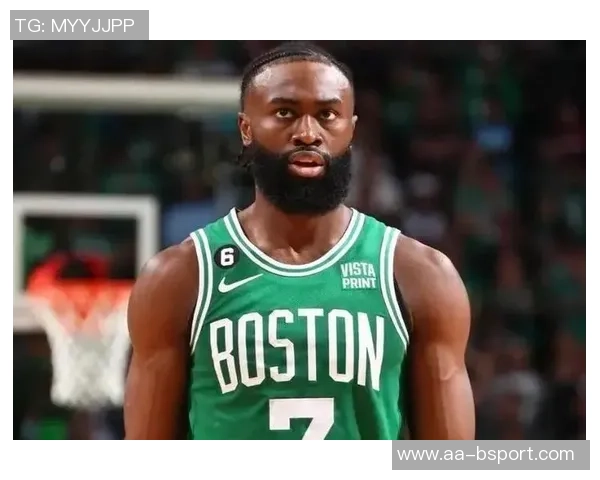 杰伦布朗半场表现出色独得12分助球队领先正负值高达24