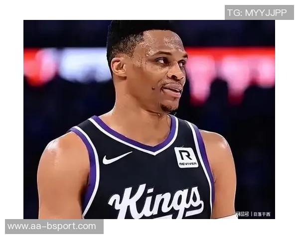 夸梅直言布朗尼一年无进步威少积极跑动更具价值